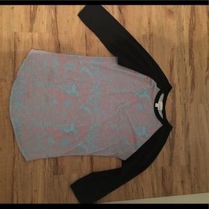 3/4 lengths sleeve shirt